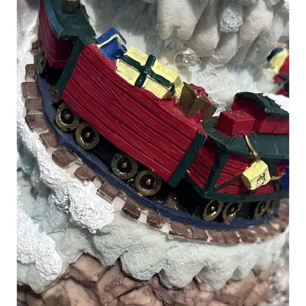 Vintage 1994 Christmas Tree Train Blinking Light Decor Elf Santa Workshop 16